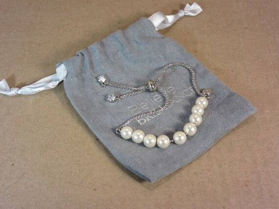 Brilliance Simulated Pearl Adjustable Bracelet - image 7