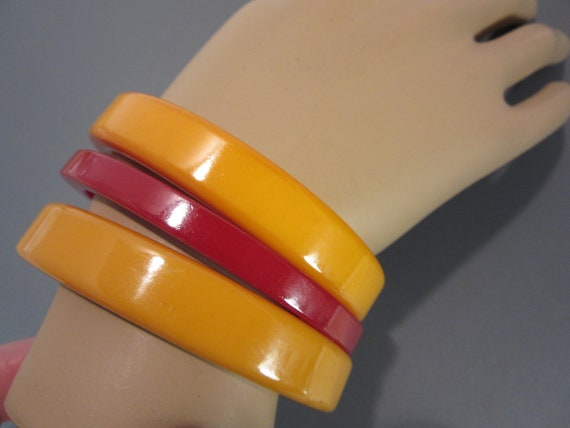 Vintage Art Deco Bakelite Bangle Bracelets, Lot o… - image 1