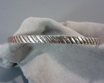 Vintage Sterling Bangle Bracelet, Slanted Scroll 3/8 Inch