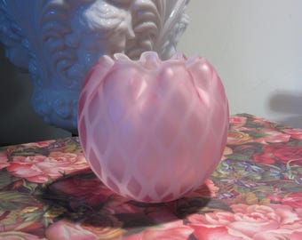 Vintage Pink Satin Glass Rose Bowl Diamond Pattern
