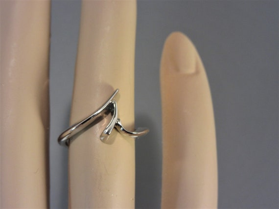 Minimalist Sarah Coventry Sculptured Ring Vintage… - image 5