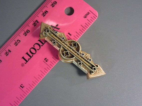 Antique Victorian Bar Pin Brooch, Estate Jewelry View 6