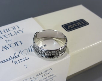 Vintage 80s Avon Ring, Size 7