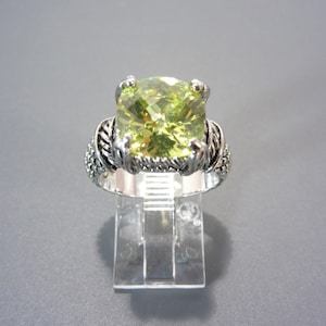 Vintage Premier Designs Crystal Ring, Size 7