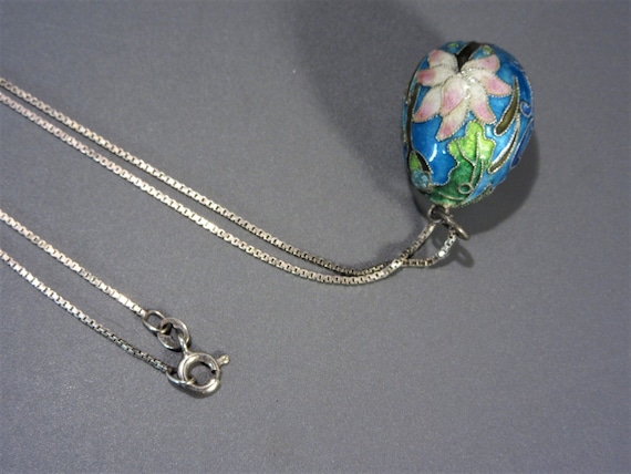 Vintage Sterling Cloisonne Egg Pendant Necklace - image 6