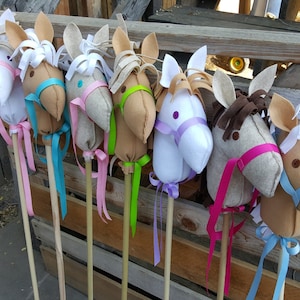 DIY Stick Horse Party Favor Sets image 4