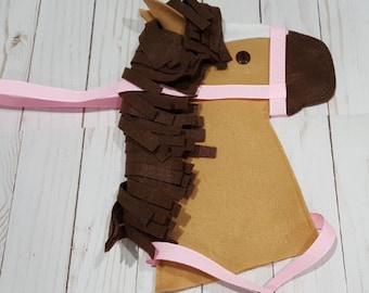 DIY Felt Stick Horse Head: Spirit Riding Free Party Favor