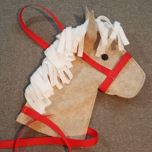 DIY Stick Horse Party Favor Sets image 2