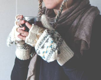 Namche Hand Knit Convertible Mitten, winter gloves with Fleece Lining, Comfy and Warm.