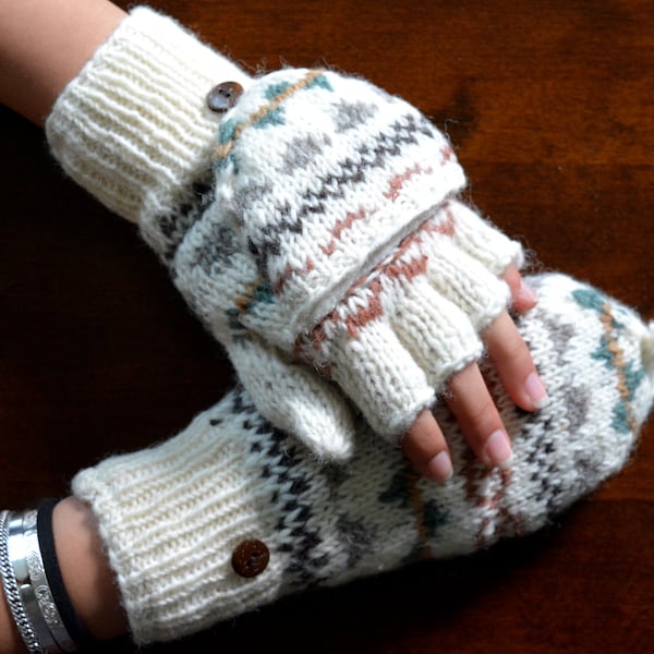 Kids Namche Hand Knit Convertible Mitten, winter gloves with Fleece Lining, Comfy and Warm.