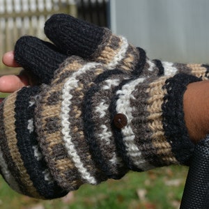 Men Convertible Mitten, Hand Knit winter gloves fully Fleece Lined. Mittens with fleece lined thumbs. Comfy and Warm. BW
