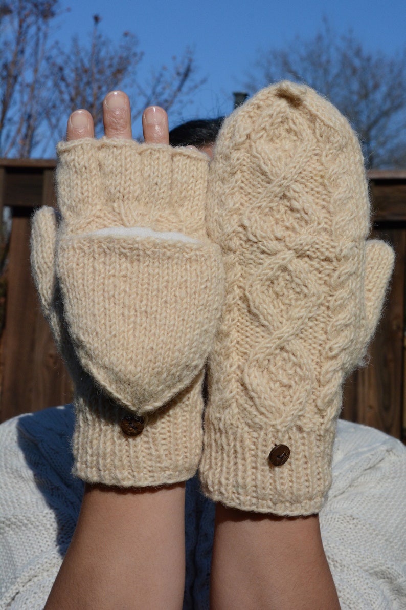 Cable Knit Convertible Mitten, Hand Knit winter gloves with Fleece Lining, Comfy and Warm. Beige