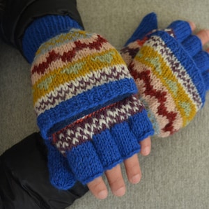 Namche Hand Knit Convertible Mitten, winter gloves with Fleece Lining, Comfy and Warm. image 10