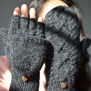 Cable Knit Convertible Mitten, Hand Knit winter gloves with Fleece Lining, Comfy and Warm. Black