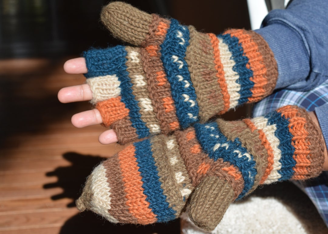 Men Convertible Mitten, Hand Knit Winter Mittens. Fully Fleece Lined