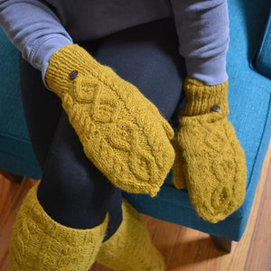 Cable Knit Convertible Mitten, Hand Knit winter gloves with Fleece Lining, Comfy and Warm. Mustard