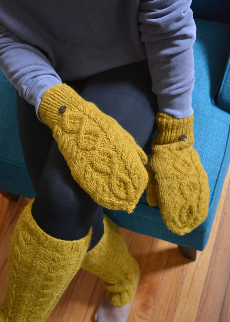 Cable Knit Convertible Mitten, Hand Knit winter gloves with Fleece Lining, Comfy and Warm. Mustard