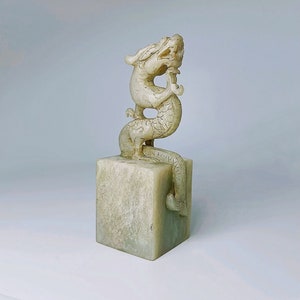 Antique Chinese Jade Dragon Seal w. Authenticity Report Qing or earlier Jade Seal Chinese Art and Antiques Carved jade Dragon Statue