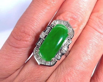 Untreated Jade Diamond Engagement Ring Green Jadeite Jade Diamond Ring 18K Gold Large Jade Ring Jade Jewelry Big Jade Ring 750 Luxury Ring