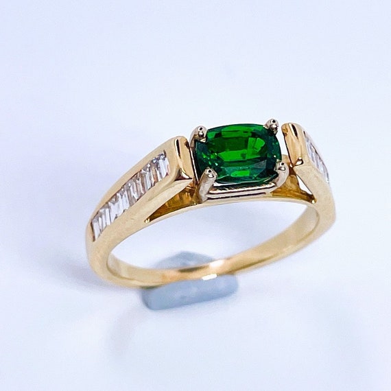 Vintage Tsavorite Diamond Ring 14K Gold Ring Garnet Ring Timeless Ring  Engagement Ring Unique Green Garnet Engagement Ring Oval Garnet - Etsy