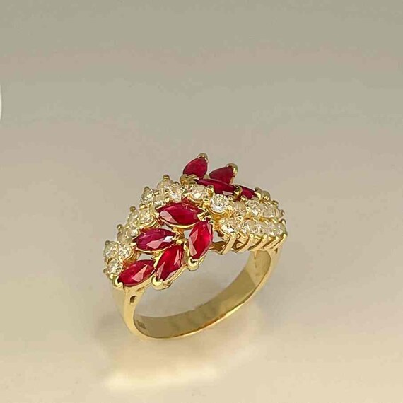 Vintage Ruby Cluster Ring 14K Gold Bright Red Rub… - image 5