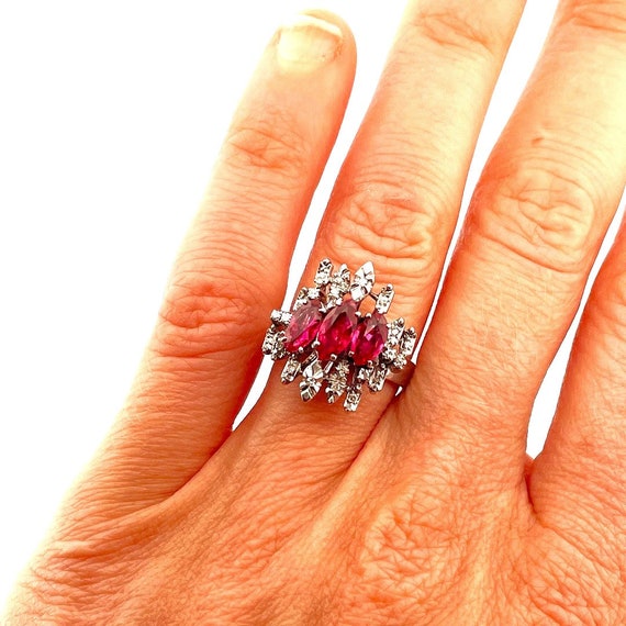 1970s Ruby Diamond Cluster Ring 14K 14kt White Go… - image 9