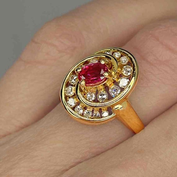 Ruby Diamond Swirl Ring Unique Vintage Ruby Diamo… - image 4
