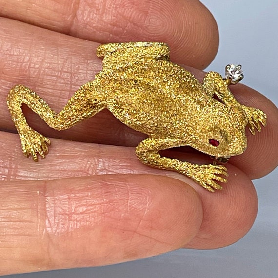 Diamond Frog Pin Brooch 18K Gold Artisan Animal P… - image 1