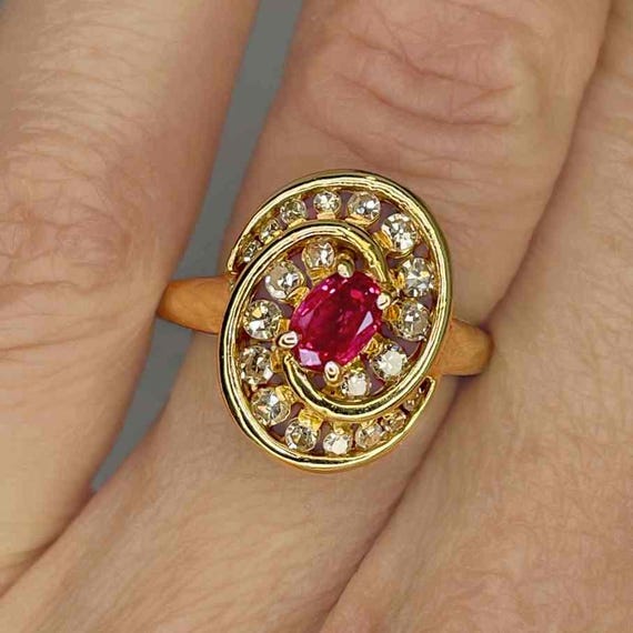 Ruby Diamond Swirl Ring Unique Vintage Ruby Diamo… - image 3