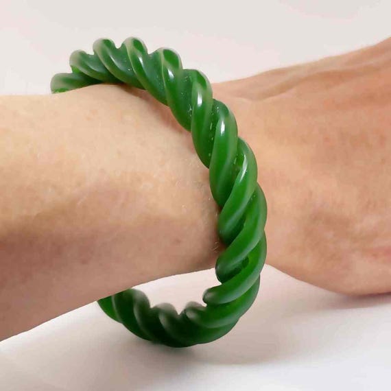 Antique Qing Dynasty Chrysoprase Rope Twist Bangle 1644 - 1911 AD Lǜ Yù Suǐ 绿玉髓