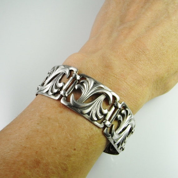 Art Deco 10k White Gold Filigree Bracelet with Diamond Accents & Safety  Chain