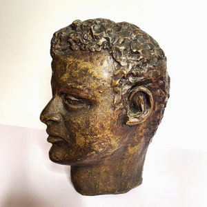 Signed Bronze Statue Sculpture Modernist Bronze Sculpture Mid Century Art Face Hand Statue Sculpture Artwork Decoration Desk Ornament