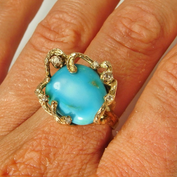 Turquoise Cabochon and Diamond Honeycomb Dome Ring