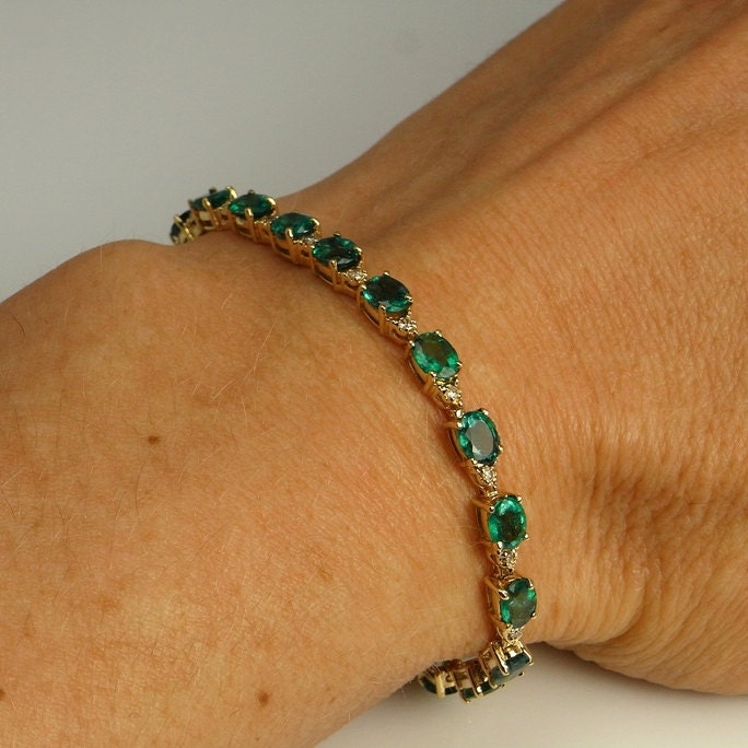 14kt gold emerald bezel chain link bracelet | Luna Skye