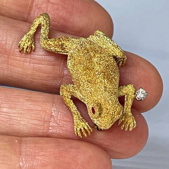 Diamond Frog Pin Brooch 18K Gold Artisan Animal P… - image 5