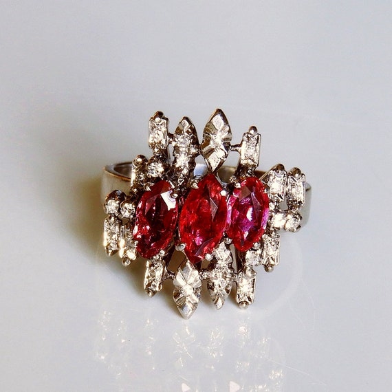 1970s Ruby Diamond Cluster Ring 14K 14kt White Go… - image 3