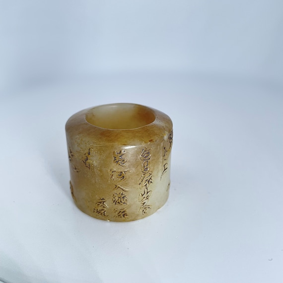 Bague d'archer en pierre de jade vintage avec pierres