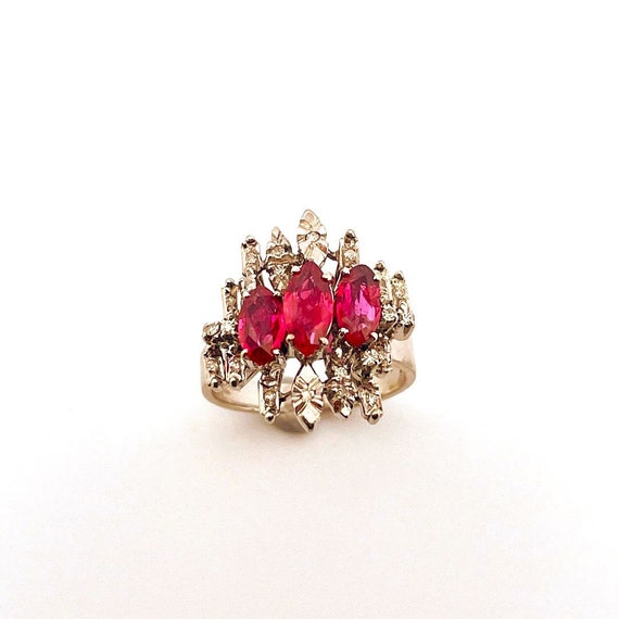 1970s Ruby Diamond Cluster Ring 14K 14kt White Go… - image 2