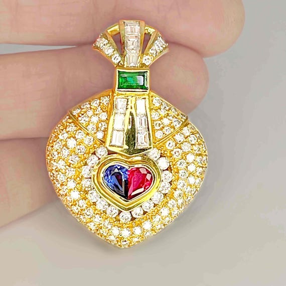Pendentif Cœur En Or 18 Carats Avec Diamant 0,18 Carat - Poids 3,96 G - Occasion