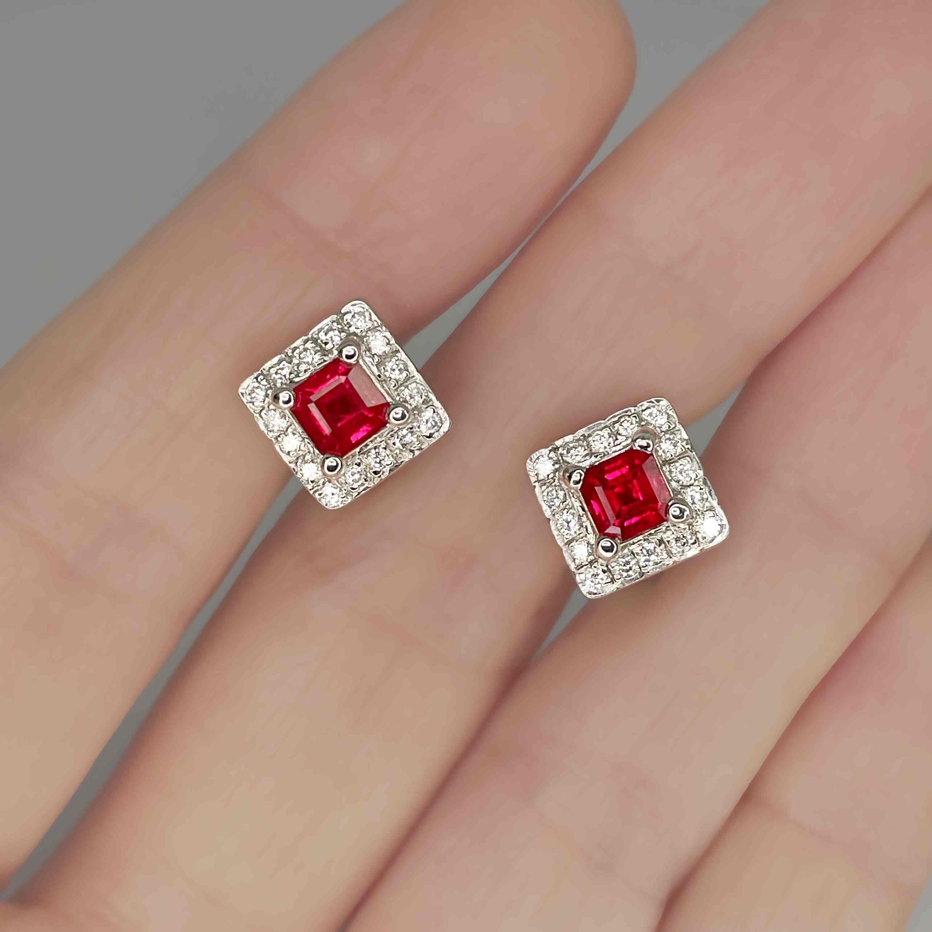 アクセサリー 18K WG Ruby Earring (Only ONE pc.) Exquisite Ruby Diamond 18K Earrings Square Emerald Cut Ruby Stud