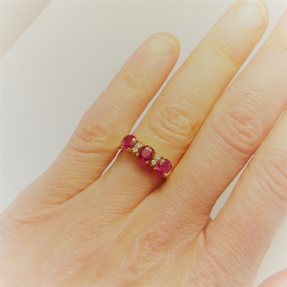 vivid red natural diamond