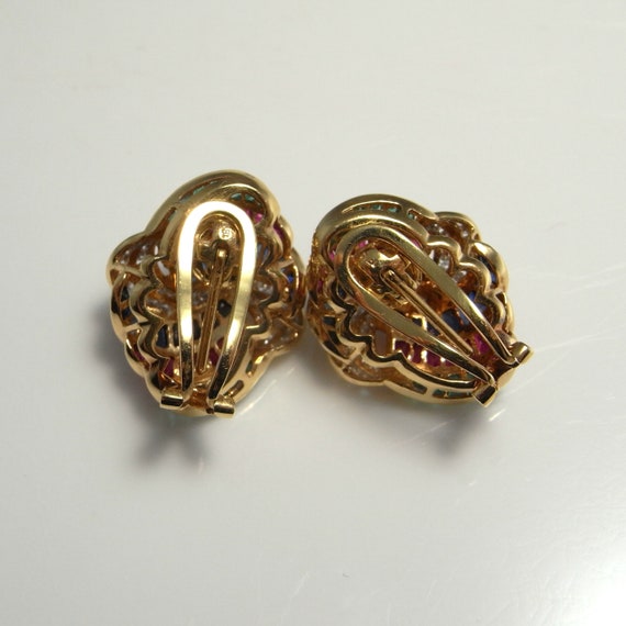 天然ルビー、エメラルド、サファイア、ダイヤモンド18Kイヤリング オメガクリップ 天然ルビー、エメラルド、サファイア、ダイヤモンド 18K イヤリング