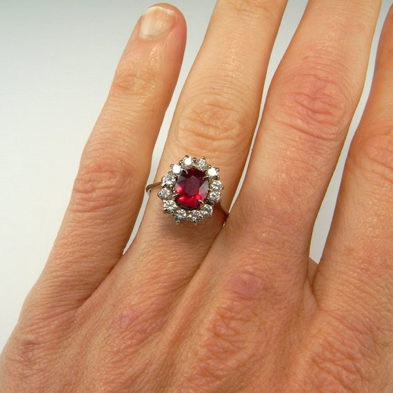 vivid red natural diamond