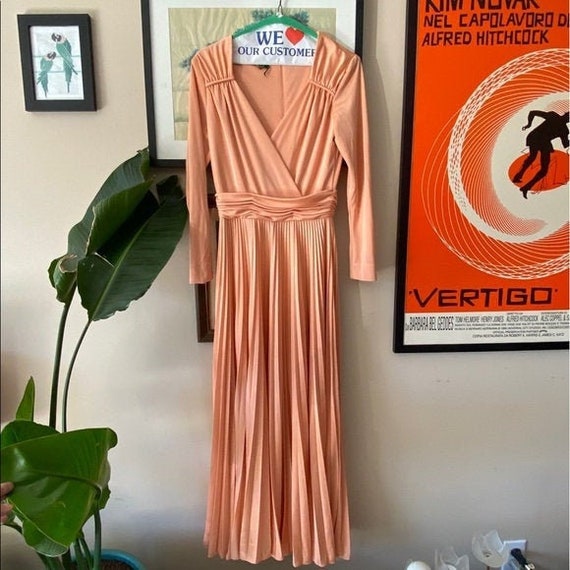 1970s Peach Pleated Maxi Dress