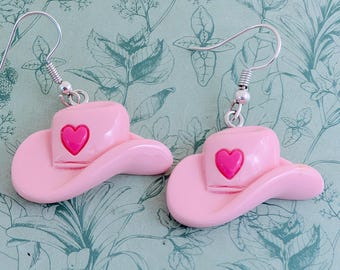 Brincos de chapéu de caubói rosa, presentes para amantes de caubói, presentes com tema de caubói, presentes com tema de caubói, joias de caubói, presentes para despedida de solteira.