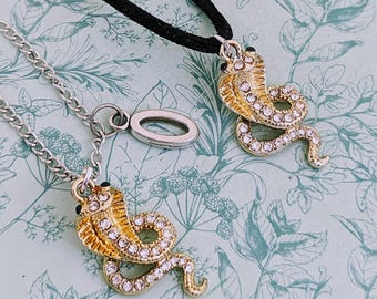 Collar de serpiente, joyas de serpiente, collar de cobra, joyas de cobra, regalos para mamás serpiente, regalos para amantes de las serpientes, collar gótico, temática de serpiente,