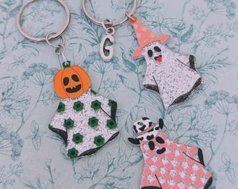 Halloween ghost keychain, novelty fun ghost gifts, Halloween themed gifts, ghost hunter gifts, gothic halloween accessories, autumn keychain