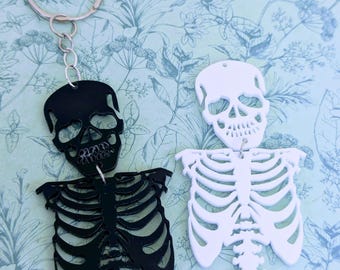 Spooky skeleton statement keychain, big Halloween keyring, Halloween accessories, gothic skeleton gifts, Halloween lover gifts,