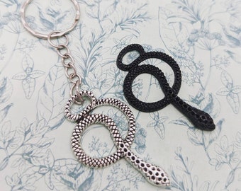 Slang sleutelhanger, slang sleutelhanger, cadeaus voor slangenliefhebbers, cobra sleutelhanger, slang geïnspireerd, slang thema, reptielenliefhebbers, reptiel geïnspireerde geschenken,