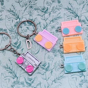 Radio Schlüsselanhänger, Radio Schlüsselanhänger, Radio Geschenk, Radio Liebhaber Geschenke, kawaii Schlüsselanhänger, Stereo Liebhaber, Musik Liebhaber Geschenke, Musik Themen Geschenke,